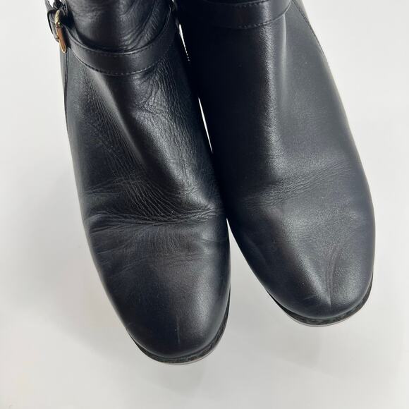 Cole Haan short black ankle leather booties gold buckle etta block heel size 9 - Picture 5 of 11